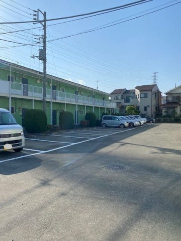 駐車場に車を止められます