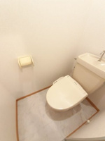 ゆったりとした空間のトイレです