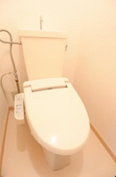 ゆったりとした空間のトイレです