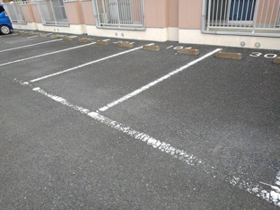 車をお持ちの方に嬉しい駐車場付きの物件です