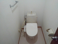 コンパクトで使いやすいトイレです