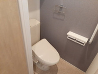 清潔感のあるトイレです
