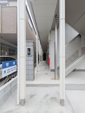 清潔なエントランスです