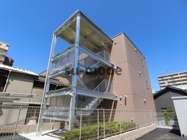 メープルスクエア心斎橋の外観
