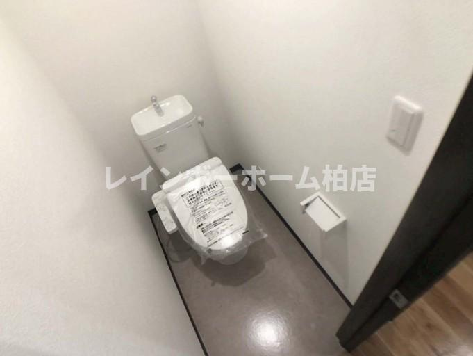 特典：仲介手数料が無料です!!のトイレ|※別部屋参考写真。