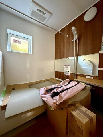 練馬区上石神井4丁目　南道路幅員約7m　新築分譲住宅全2棟の浴室|2号棟