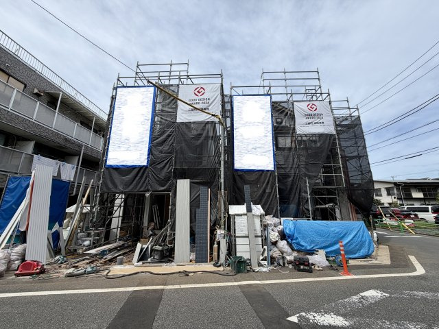 練馬区上石神井4丁目　南道路幅員約7m　新築分譲住宅全2棟の外観