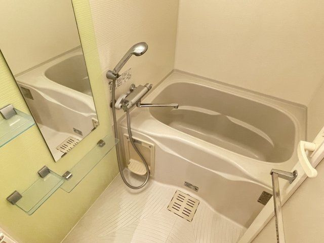 墨田区文花１丁目の賃貸マンションの浴室