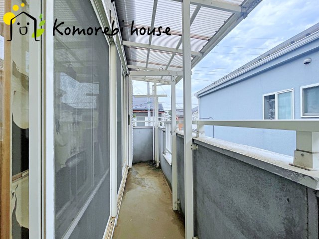 上尾市平塚　中古戸建のバルコニー|陽当たり良好なバルコニーです