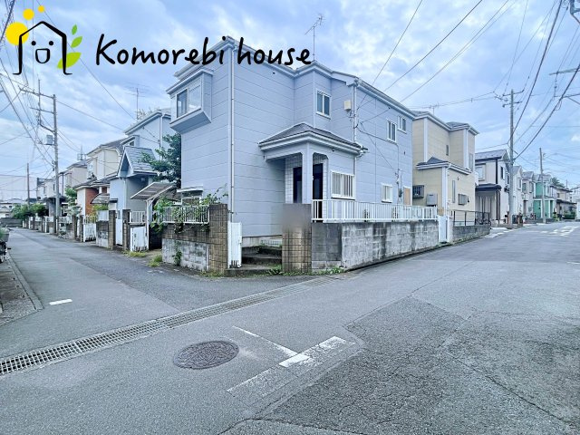 上尾市平塚　中古戸建の前面道路含む現地写真|前面道路含む現地写真です