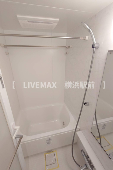 【浴室】ドゥーエ横濱鶴見