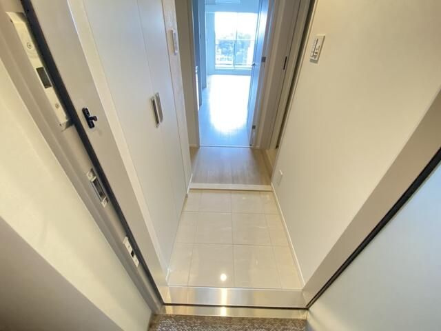 ＯＮＥ　ＲＯＯＦ　ＲＥＳＩＤＥＮＣＥ　ＮＩＳＨＩＮＩＰＰＯＲＩの玄関