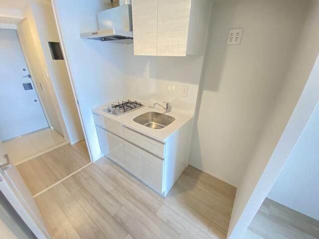 ＯＮＥ　ＲＯＯＦ　ＲＥＳＩＤＥＮＣＥ　ＮＩＳＨＩＮＩＰＰＯＲＩのキッチン