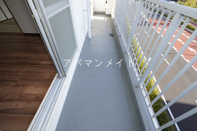 【バルコニー】 | ヒルズ南戸塚～仲介手数料無料～ | バルコニーです