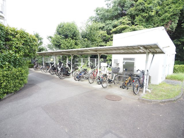 【その他共用部分】 | ヒルズ南戸塚～仲介手数料無料～ | 駐輪場です！