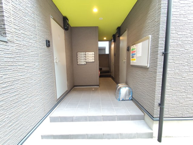 シュテルン新小岩のエントランス