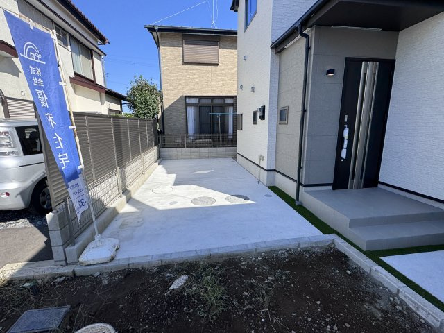 市川市国分３丁目新築戸建の駐車場|E号棟駐車スペース
