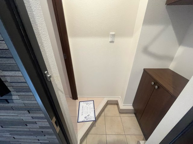 ルーチェエスの玄関