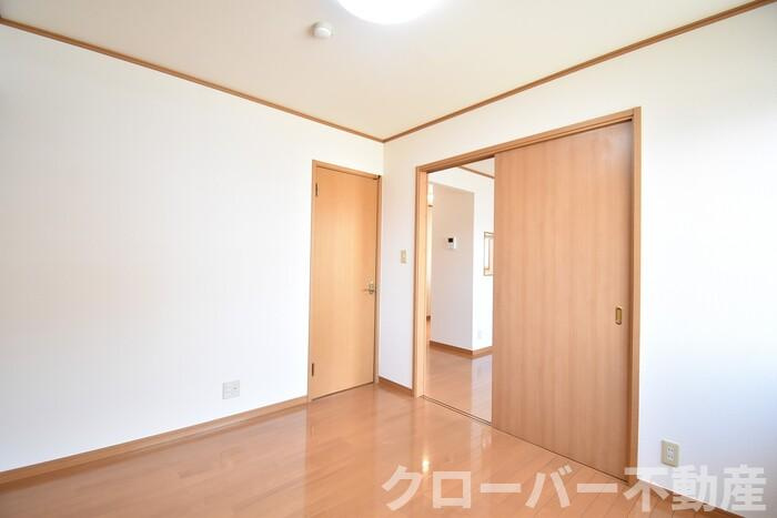 リースランド中府 Ａの洋室|洋室５．２帖