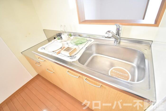 リースランド中府 Ａのキッチン|キッチン