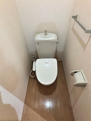 【トイレ】 | アネシス | 落ち着いた色調のトイレです