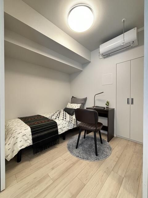 ＯＮＥ　ＲＯＯＦ　ＲＥＳＩＤＥＮＣＥ　ＮＩＳＨＩＮＩＰＰＯＲＩの寝室