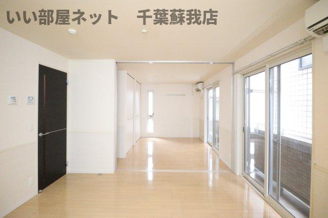 ヴェルデ神明町の居間・リビング|リビングです
