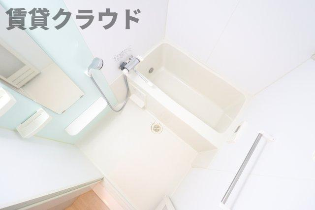 ヴェルデ神明町の浴室|日々の疲れを癒すお風呂付です