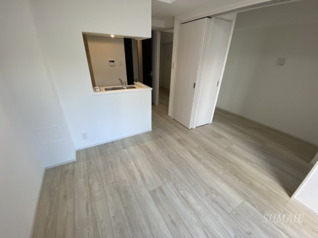Augusta Residence 新小岩の居間・リビング|こちらの居間で趣味の時間をお楽しみください