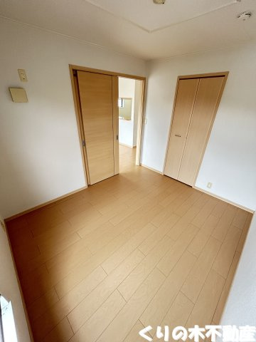 【寝室】 | レ　クレ　ドール　Ａ | 落ち着いて過ごせるお部屋なので、寝室にいかがでしょうか