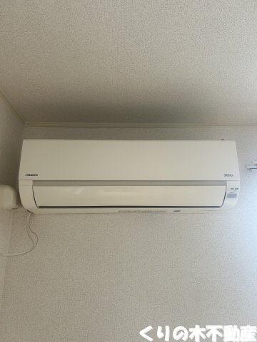 【設備】 | レ　クレ　ドール　Ａ | エアコンです