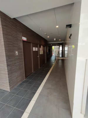 【エントランス】 | プレシオ小阪