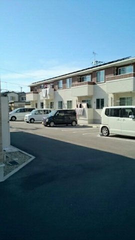 カーサ・アンジェリカⅠの駐車場