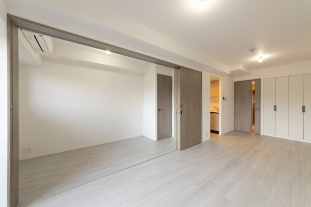 RESIDENCE　KOENJIの居間・リビング