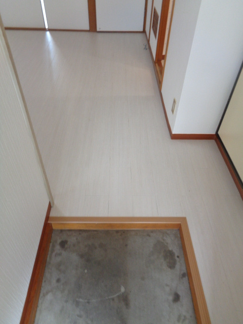 六幸館の玄関