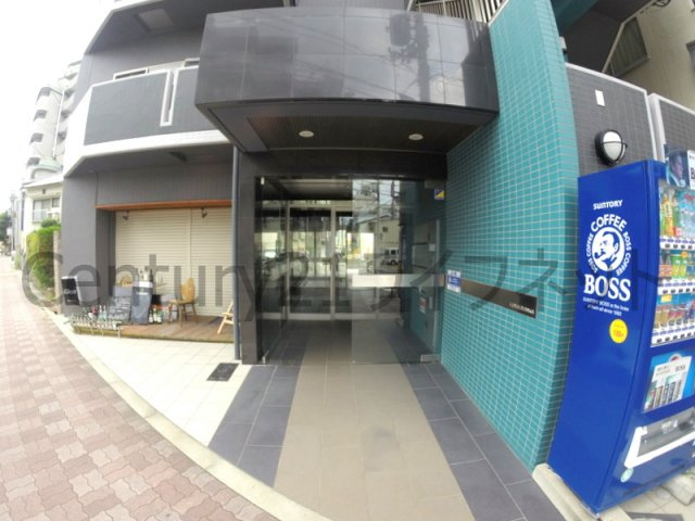 【エントランス】 | LEON新大阪