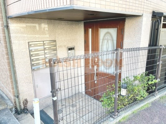 キャスル中野新橋の外観