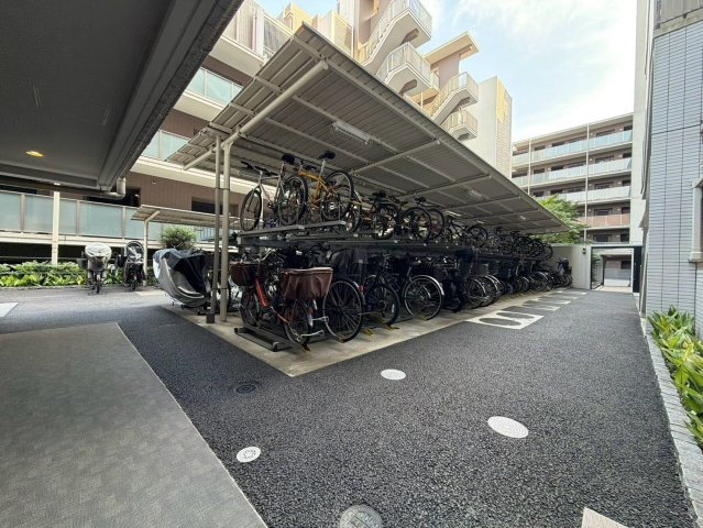 【駐輪場】 | マジェスティハウス新宿御苑パークナード