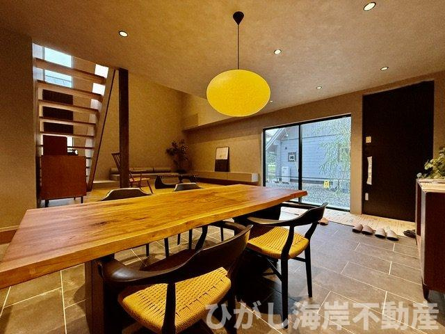 茅ヶ崎市芹沢　新築戸建　全２棟の居間・リビング|25.8帖　LDK