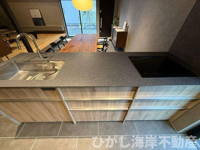 茅ヶ崎市芹沢　新築戸建　全２棟のキッチン|システムキッチン