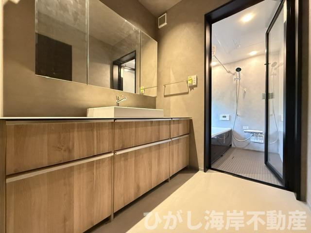 茅ヶ崎市芹沢　新築戸建　全２棟の脱衣所|脱衣スペース