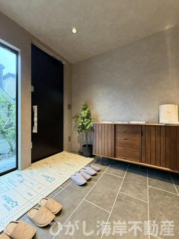 茅ヶ崎市芹沢　新築戸建　全２棟の玄関|玄関