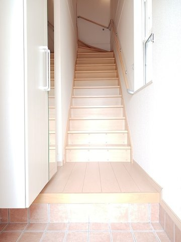 エレヴァートピアＢの玄関