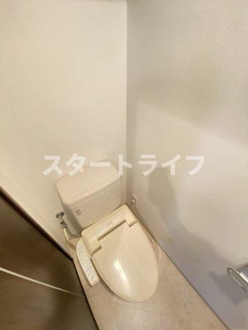 大阪市淀川区東三国１丁目の賃貸マンションのトイレ