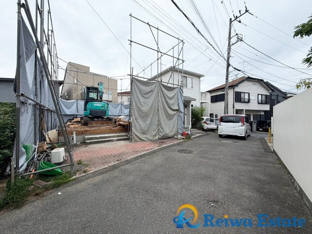 売地　茅ヶ崎市浜竹4丁目の前面道路含む現地写真