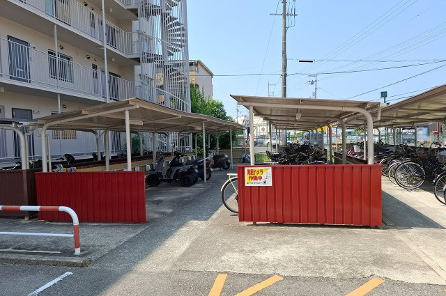和泉府中ハウスA棟の駐輪場|駐輪場