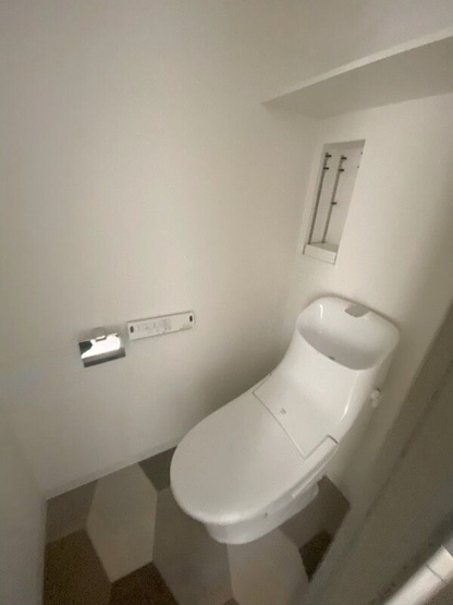 【トイレ】B CITY APARTMENT SHINJUKU NW
