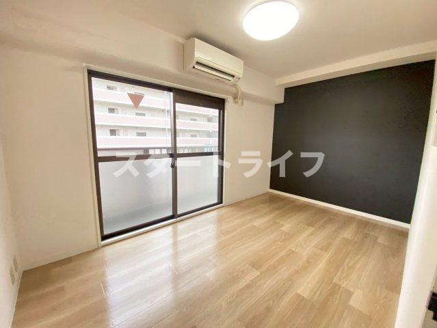 大阪市淀川区木川東３丁目の賃貸マンションの寝室
