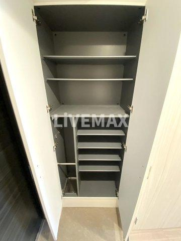 【収納】プレサンス長堀通グレイタス