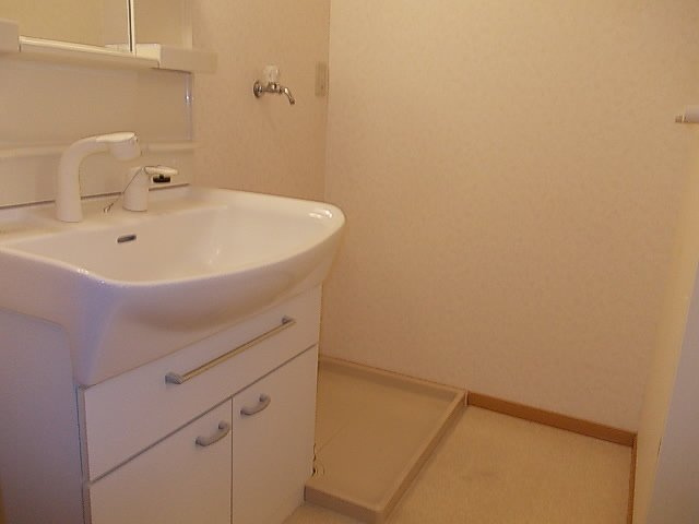 忙しい朝には欠かせない洗面所です